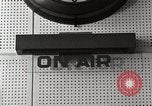 Standbild Voice of America beginnt Rundfunk Onna Okinawa Japan, 1953, aus Sekunde 39 historischem Filmmaterial Videoclip 65675025499