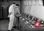 Image station de relais de la voix de l'Amérique en fonctionnement Onna Okinawa au Japon, 1953, de la seconde 16 séquences d'archives historiques vidéo 65675025501