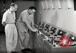 Image station de relais de la voix de l'Amérique en fonctionnement Onna Okinawa au Japon, 1953, de la seconde 26 séquences d'archives historiques vidéo 65675025501