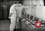 Image station de relais de la voix de l'Amérique en fonctionnement Onna Okinawa au Japon, 1953, de la seconde 38 séquences d'archives historiques vidéo 65675025501