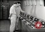 Image station de relais de la voix de l'Amérique en fonctionnement Onna Okinawa au Japon, 1953, de la seconde 39 séquences d'archives historiques vidéo 65675025501