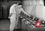 Image station de relais de la voix de l'Amérique en fonctionnement Onna Okinawa au Japon, 1953, de la seconde 40 séquences d'archives historiques vidéo 65675025501