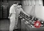 Image station de relais de la voix de l'Amérique en fonctionnement Onna Okinawa au Japon, 1953, de la seconde 41 séquences d'archives historiques vidéo 65675025501