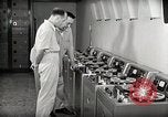 Image station de relais de la voix de l'Amérique en fonctionnement Onna Okinawa au Japon, 1953, de la seconde 47 séquences d'archives historiques vidéo 65675025501