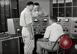 Image Voice of America relais de diffusion des activités de la station Onna Okinawa au Japon, 1953, de la seconde 7 séquences d'archives historiques vidéo 65675025502