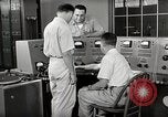 Image Voice of America relais de diffusion des activités de la station Onna Okinawa au Japon, 1953, de la seconde 10 séquences d'archives historiques vidéo 65675025502
