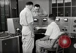 Image Voice of America relais de diffusion des activités de la station Onna Okinawa au Japon, 1953, de la seconde 12 séquences d'archives historiques vidéo 65675025502