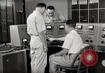 Image Voice of America relais de diffusion des activités de la station Onna Okinawa au Japon, 1953, de la seconde 13 séquences d'archives historiques vidéo 65675025502