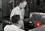 Image Voice of America relais de diffusion des activités de la station Onna Okinawa au Japon, 1953, de la seconde 47 séquences d'archives historiques vidéo 65675025502