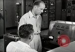 Image Voice of America relais de diffusion des activités de la station Onna Okinawa au Japon, 1953, de la seconde 50 séquences d'archives historiques vidéo 65675025502