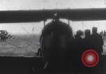 Standbild Lafayette Escadrille wird Teil der 103 Aero Squadron Coucy Frankreich, 1918, aus Sekunde 5 historischem Filmmaterial Videoclip 65675025509