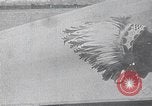 Standbild Lafayette Escadrille wird Teil der 103 Aero Squadron Coucy Frankreich, 1918, aus Sekunde 17 historischem Filmmaterial Videoclip 65675025509