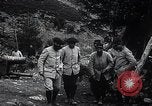 Standbild französischen Truppen mit einem großen graben Mörtel Frankreich, 1916, aus Sekunde 9 historischem Filmmaterial Videoclip 65675025513