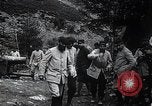 Standbild französischen Truppen mit einem großen graben Mörtel Frankreich, 1916, aus Sekunde 10 historischem Filmmaterial Videoclip 65675025513