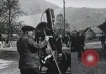 Standbild französische Artilleristen betreiben ein anti-aircraft maschinengewehr Frankreich, 1916, aus Sekunde 1 historischem Filmmaterial Videoclip 65675025514