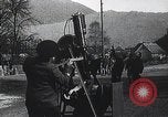 Standbild französische Artilleristen betreiben ein anti-aircraft maschinengewehr Frankreich, 1916, aus Sekunde 17 historischem Filmmaterial Videoclip 65675025514