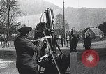Standbild französische Artilleristen betreiben ein anti-aircraft maschinengewehr Frankreich, 1916, aus Sekunde 20 historischem Filmmaterial Videoclip 65675025514