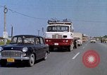 Standbild Verkehr auf der Straße Naha City Okinawa Japan, 1972, aus Sekunde 5 historischem Filmmaterial Videoclip 65675025525