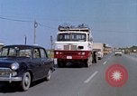 Standbild Verkehr auf der Straße Naha City Okinawa Japan, 1972, aus Sekunde 6 historischem Filmmaterial Videoclip 65675025525
