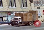 Standbild Verkehr auf der Straße Naha City Okinawa Japan, 1972, aus Sekunde 15 historischem Filmmaterial Videoclip 65675025525