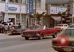Standbild Verkehr auf der Straße Naha City Okinawa Japan, 1972, aus Sekunde 24 historischem Filmmaterial Videoclip 65675025525