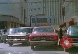 Standbild Verkehr auf der Straße Naha City Okinawa Japan, 1972, aus Sekunde 28 historischem Filmmaterial Videoclip 65675025525