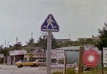 Standbild Verkehr auf der Straße Naha City Okinawa Japan, 1972, aus Sekunde 48 historischem Filmmaterial Videoclip 65675025525