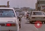 Standbild Verkehr auf der Straße Naha City Okinawa Japan, 1972, aus Sekunde 56 historischem Filmmaterial Videoclip 65675025525