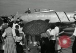 Standbild Air Show Tokio Japan, 1953, aus Sekunde 17 historischem Filmmaterial Videoclip 65675025538