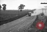 Immagine di Stati Uniti Esercito convoglio motore carrello ribaltato Fulton Illinois USA, 1919, secondo 7 filmato di repertorio 65675025547