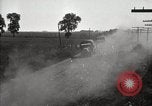 Immagine di Stati Uniti Esercito convoglio motore carrello ribaltato Fulton Illinois USA, 1919, secondo 18 filmato di repertorio 65675025547
