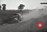 Immagine di Stati Uniti Esercito convoglio motore carrello ribaltato Fulton Illinois USA, 1919, secondo 23 filmato di repertorio 65675025547