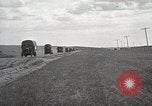 Immagine di Stati Uniti Motorino dell esercito convoglio di trasporto Wyoming United States USA, 1919, secondo 13 filmato di repertorio 65675025552