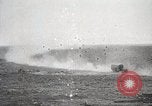 Standbild US Army coast-to-coast motor Konvoi Wyoming United States USA, 1919, aus Sekunde 59 historischem Filmmaterial Videoclip 65675025553