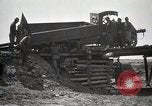 Immagine di Stati Uniti Convoglio esercito rompe il carrello attraverso il ponte di legno Wyoming United States USA, 1919, secondo 29 filmato di repertorio 65675025554