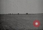 Standbild US Army motor transport Konvoi Utah United States USA, 1919, aus Sekunde 35 historischem Filmmaterial Videoclip 65675025557