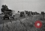 Immagine di Stati Uniti Motorino dell esercito convoglio di trasporto in città Sacramento California USA, 1919, secondo 6 filmato di repertorio 65675025561