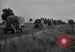Immagine di Stati Uniti Motorino dell esercito convoglio di trasporto in città Sacramento California USA, 1919, secondo 12 filmato di repertorio 65675025561