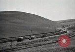 Immagine di Stati Uniti Motorino dell esercito convoglio di trasporto in città Sacramento California USA, 1919, secondo 56 filmato di repertorio 65675025561