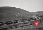 Immagine di Stati Uniti Motorino dell esercito convoglio di trasporto in città Sacramento California USA, 1919, secondo 62 filmato di repertorio 65675025561