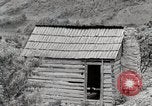 Immagine di Vita nel Sud delle zone montane Kentucky United States USA, 1940, secondo 53 filmato di repertorio 65675025563