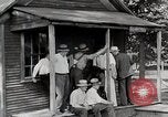Immagine di Vita nel sud delle zone montane Kentucky United States USA, 1940, secondo 3 filmato di repertorio 65675025564