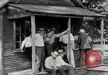 Immagine di Vita nel sud delle zone montane Kentucky United States USA, 1940, secondo 4 filmato di repertorio 65675025564