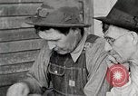Immagine di Vita nel sud delle zone montane Kentucky United States USA, 1940, secondo 27 filmato di repertorio 65675025564