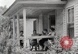 Immagine di Vita nel Sud delle zone montane Kentucky United States USA, 1940, secondo 9 filmato di repertorio 65675025567