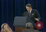 Standbild Präsident Ronald Wilson Reagan Kansas City Missouri USA, 1984, aus Sekunde 25 historischem Filmmaterial Videoclip 65675025604