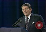 Standbild Präsident Ronald Wilson Reagan Kansas City Missouri USA, 1984, aus Sekunde 41 historischem Filmmaterial Videoclip 65675025604