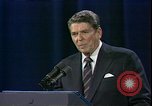 Standbild Präsident Ronald Wilson Reagan Kansas City Missouri USA, 1984, aus Sekunde 46 historischem Filmmaterial Videoclip 65675025604