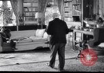 Immagine di Arturo Toscanini Riverdale New York USA, 1943, secondo 4 filmato di repertorio 65675025691