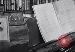 Immagine di Arturo Toscanini Riverdale New York USA, 1943, secondo 35 filmato di repertorio 65675025691